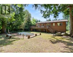 8044 Dogwood Drive, Halfmoon Bay, BC V7Z1A7 Photo 30