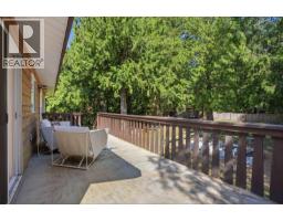 8044 Dogwood Drive, Halfmoon Bay, BC V7Z1A7 Photo 31