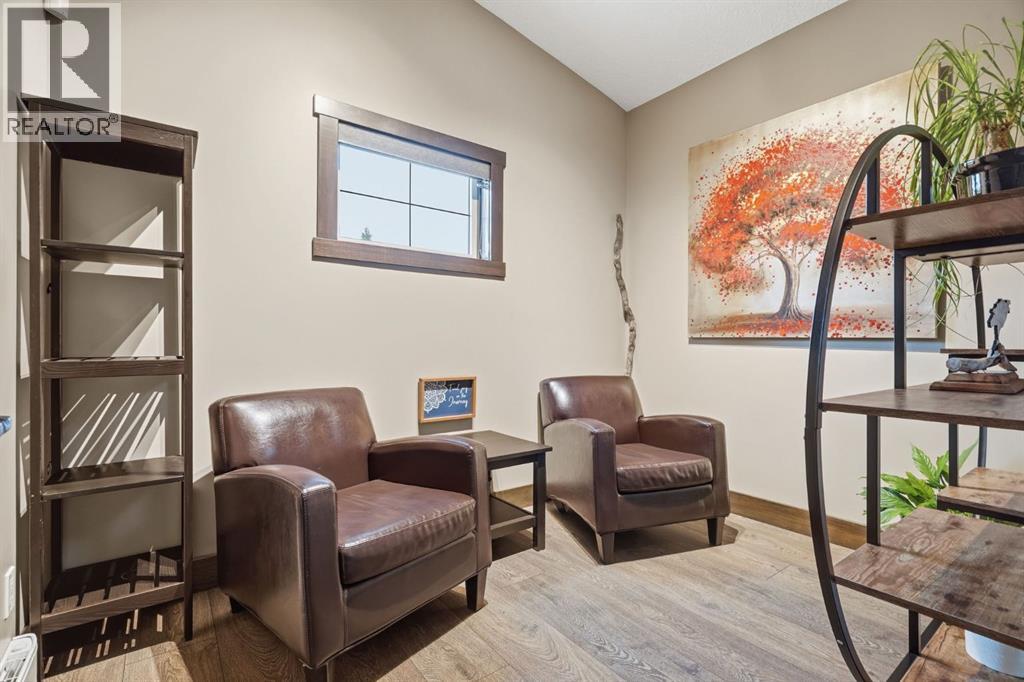258244 10 Street E - Image 39