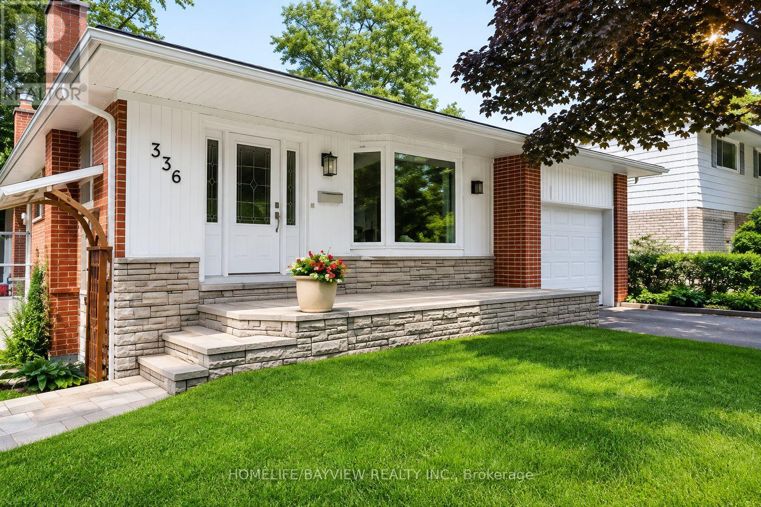 338 LORNE(LOWER LEVEL) AVENUE