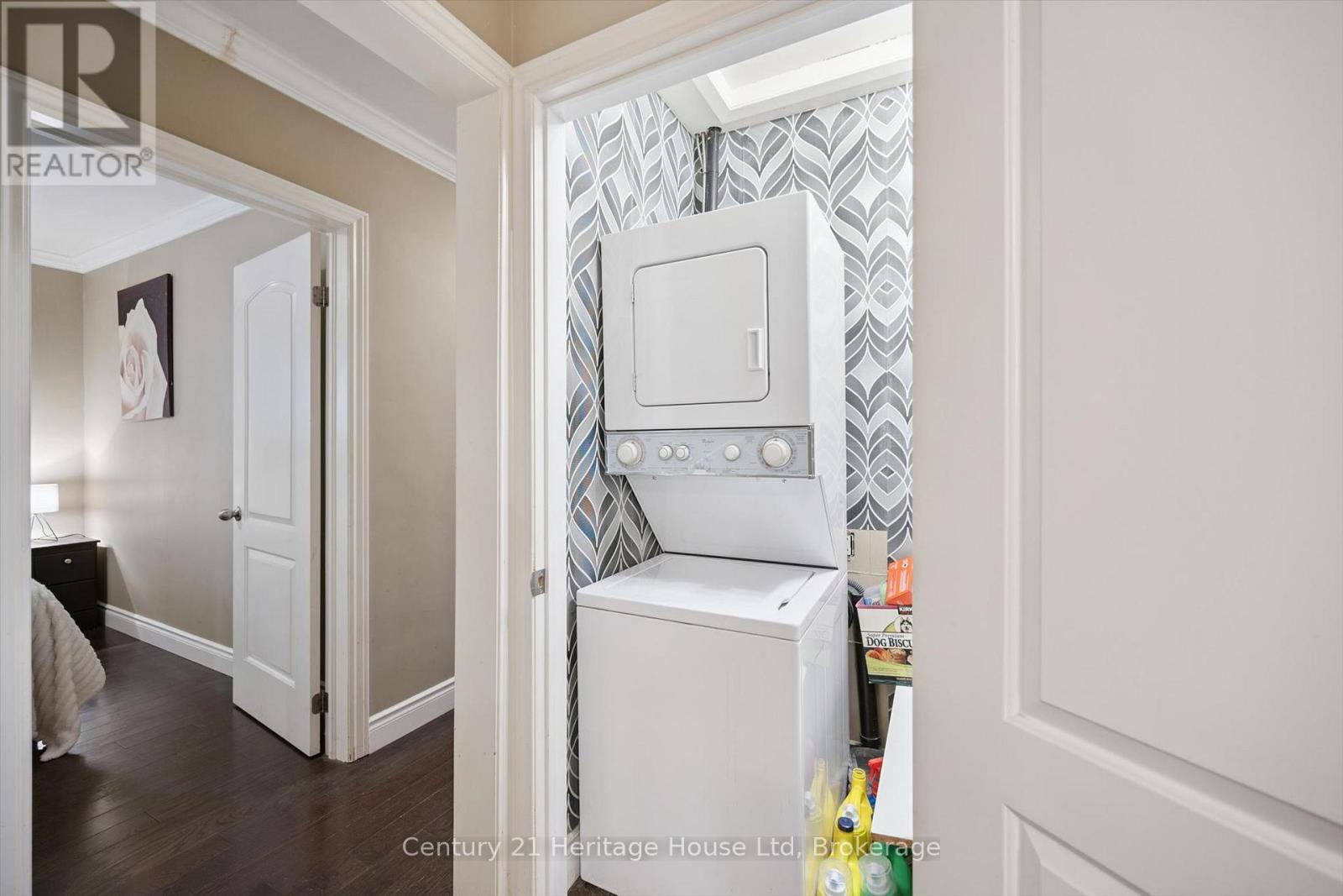 146 CORNELL AVENUE - Image 27