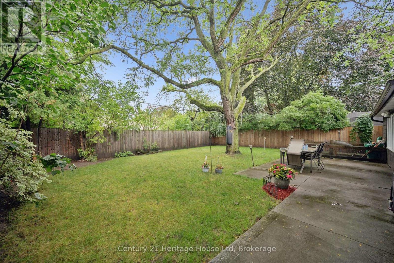 146 CORNELL AVENUE - 37