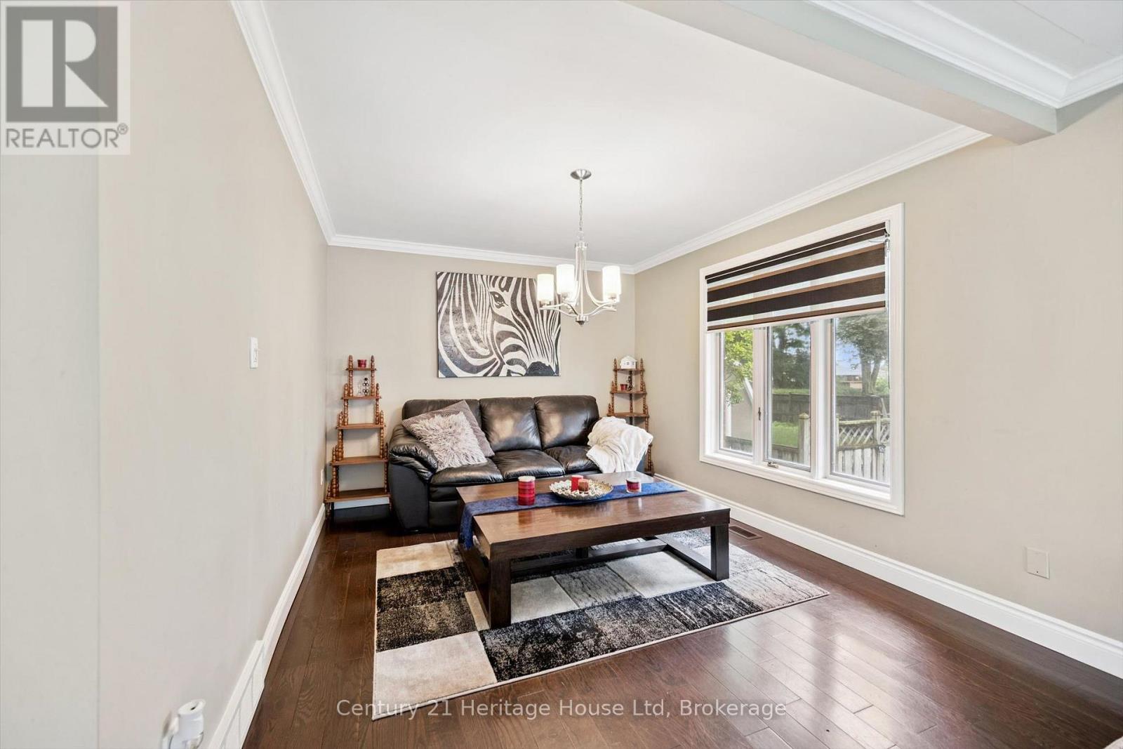 146 CORNELL AVENUE - 9