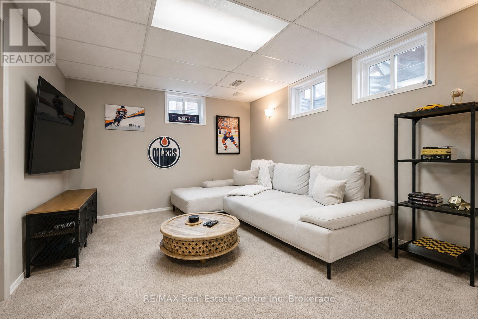 5 TAMARACK PLACE - 27
