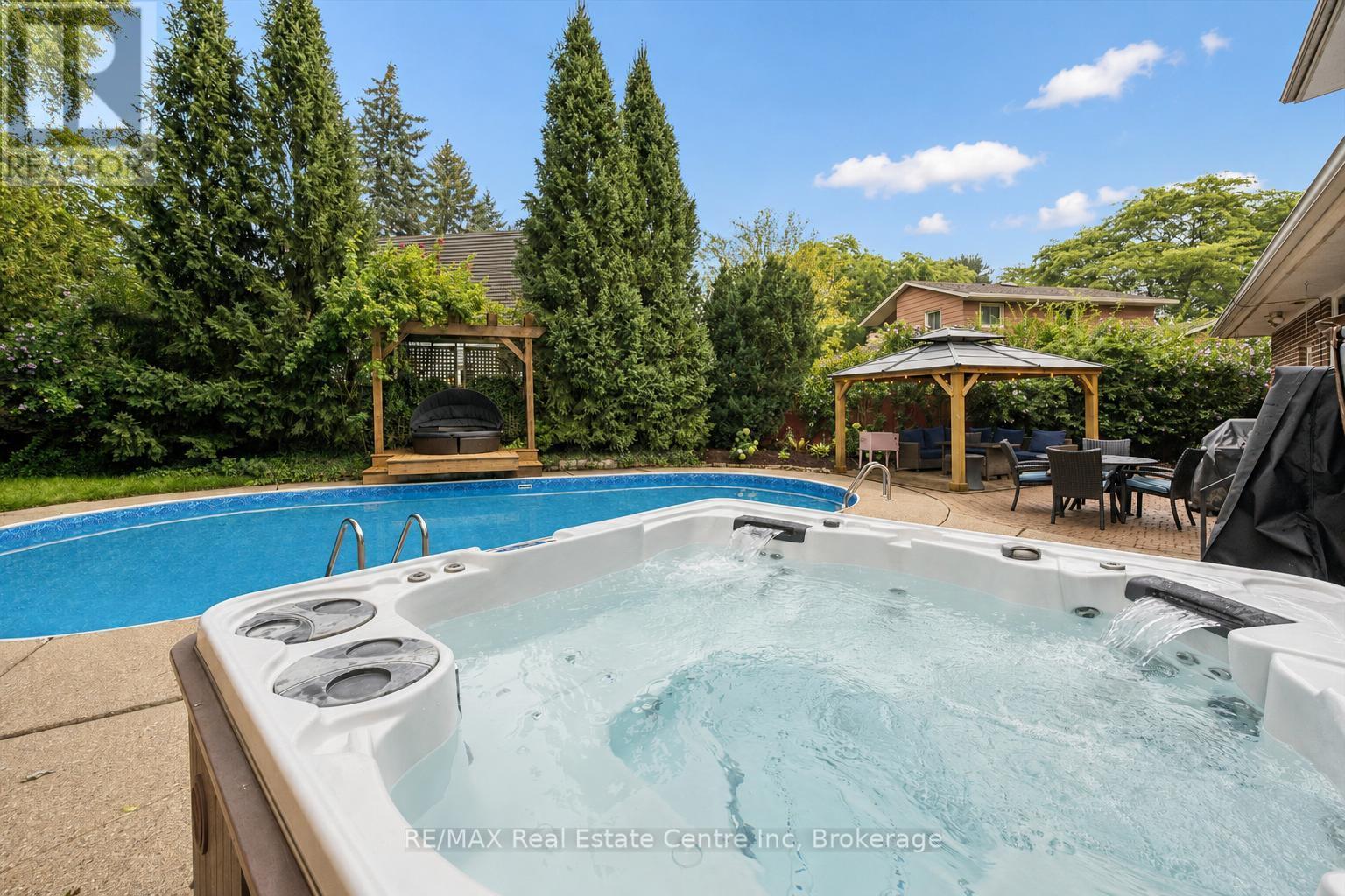 5 TAMARACK PLACE - 29