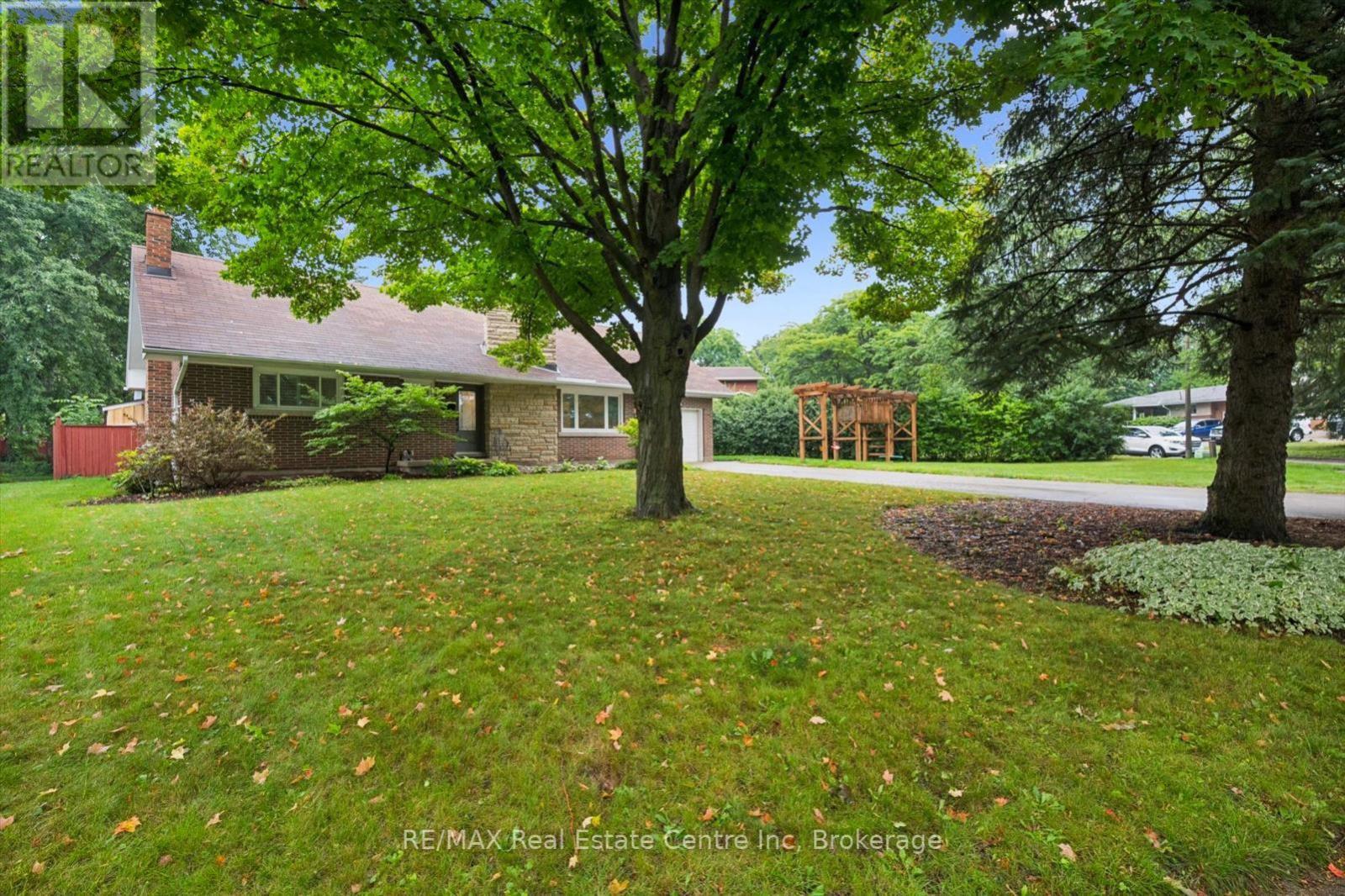 5 TAMARACK PLACE - 33