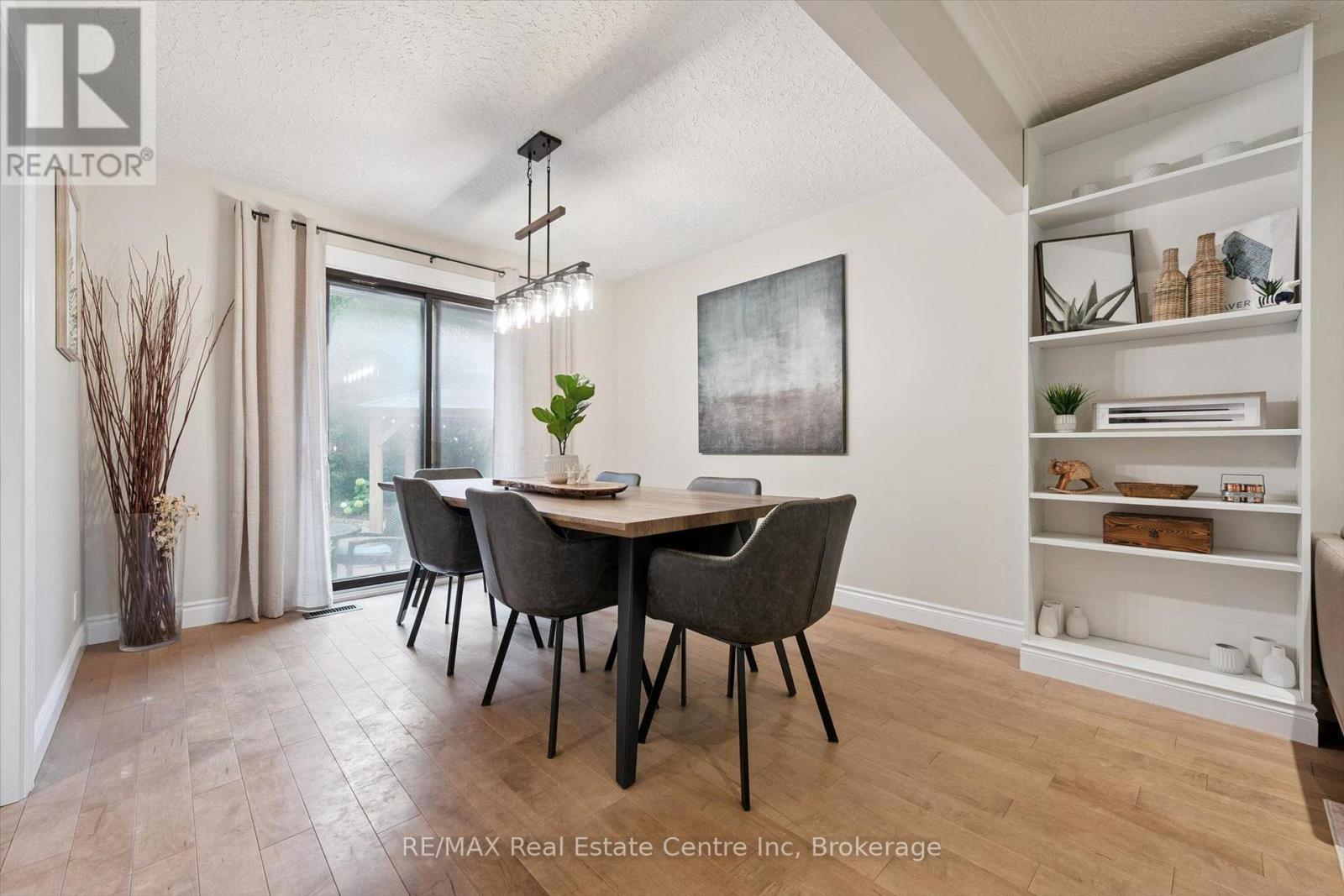 5 TAMARACK PLACE - 6