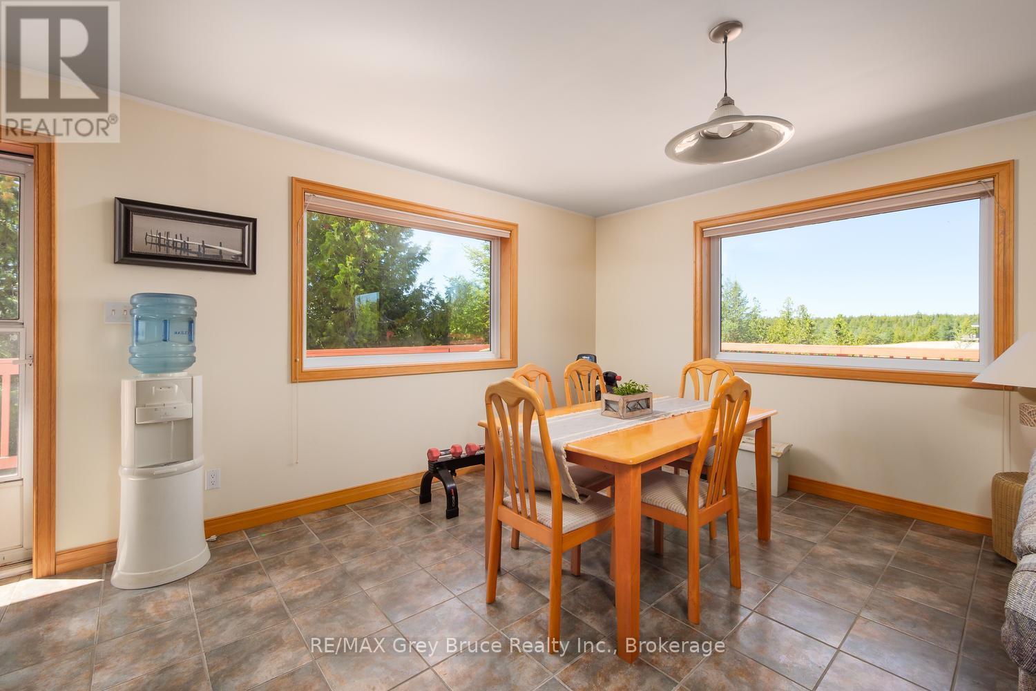 68 BAYSHORE AVENUE S - Image 30