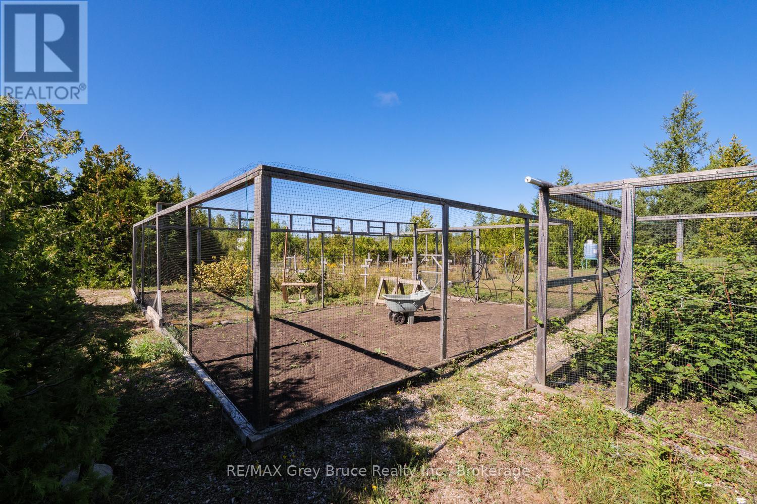 68 BAYSHORE AVENUE S - 42