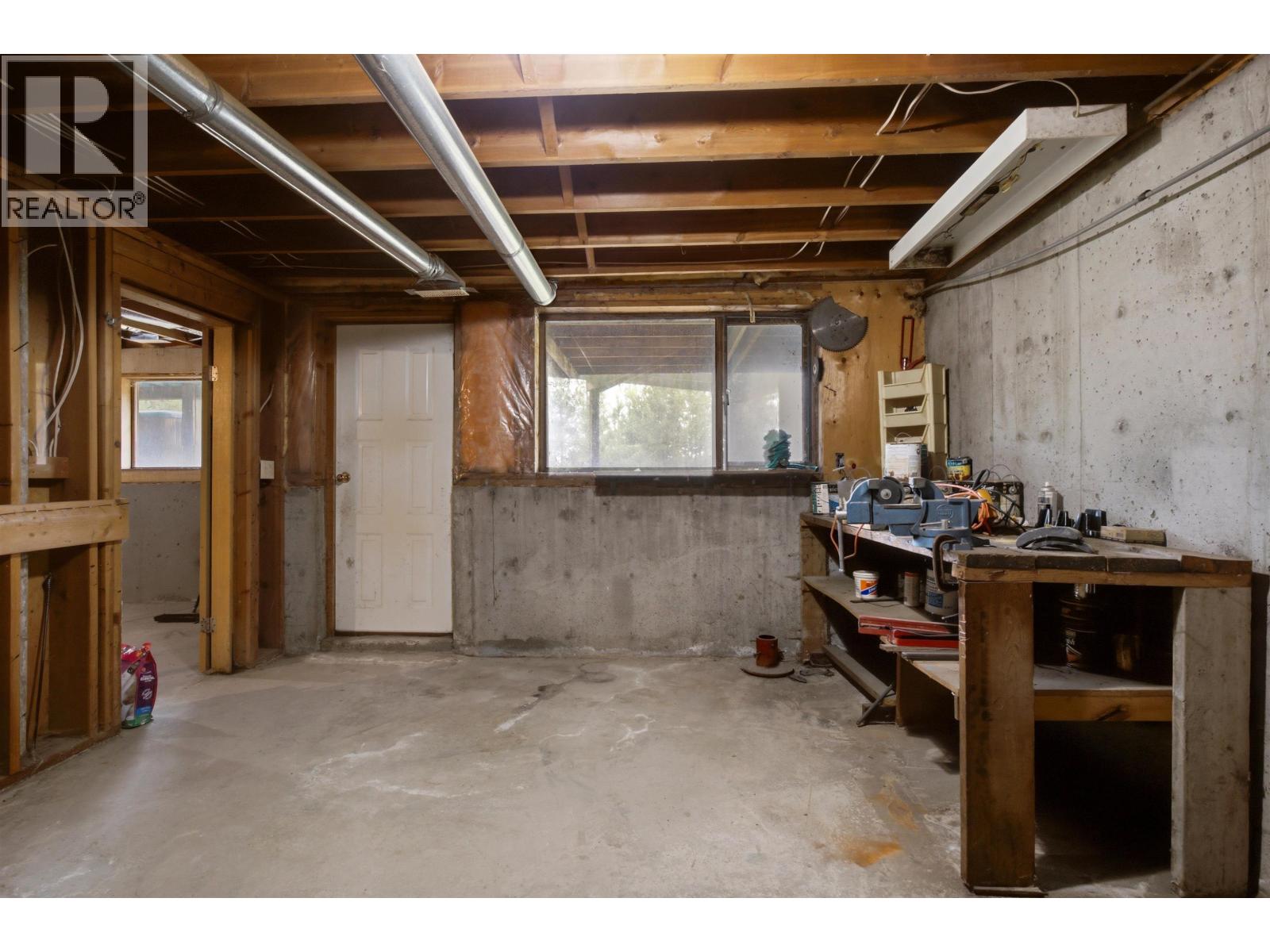 4157 HORSEFLY ROAD - 15