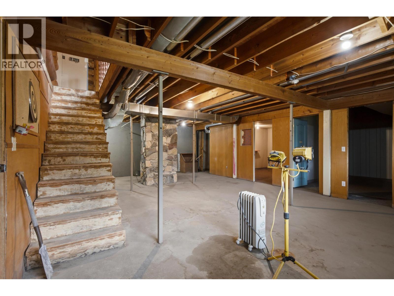 4157 HORSEFLY ROAD - 13