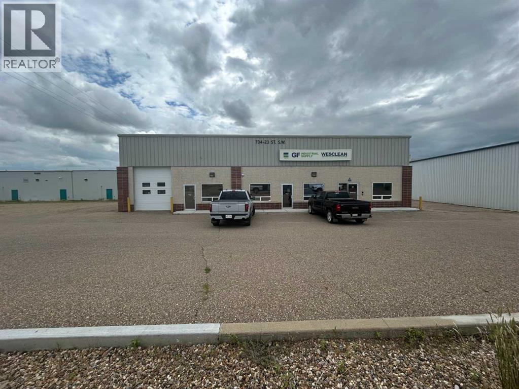 734 23 Street SW, Medicine Hat, Alberta, T1A8R6