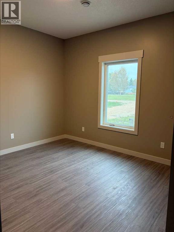 Listing photo – 4313 43 Street, Castor