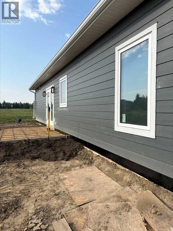 Listing photo – 4313 43 Street, Castor