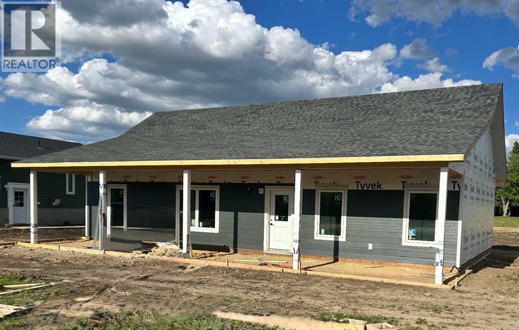 Listing photo – 4313 43 Street, Castor