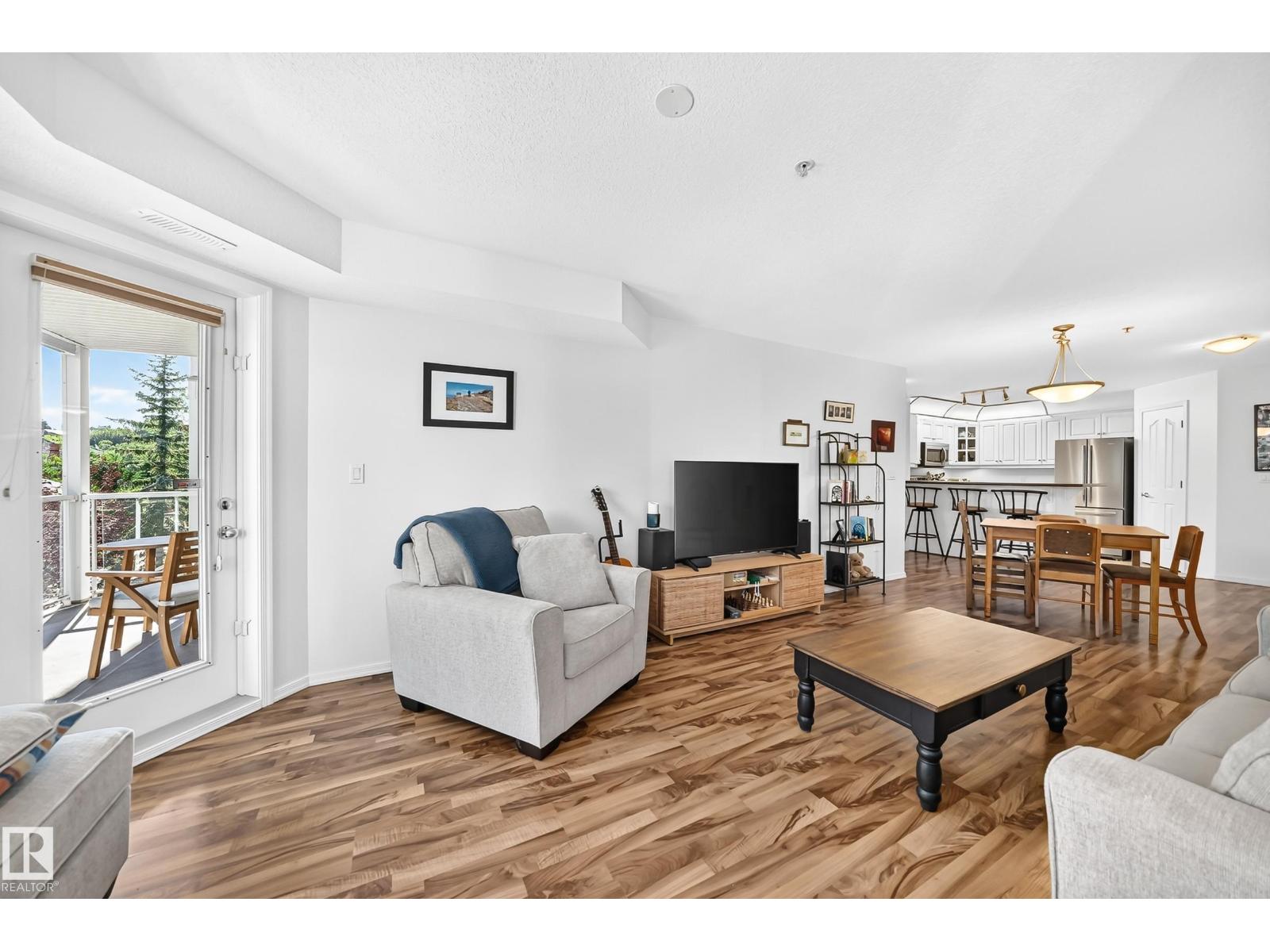 #316 9008 99 AV NW - Image 18
