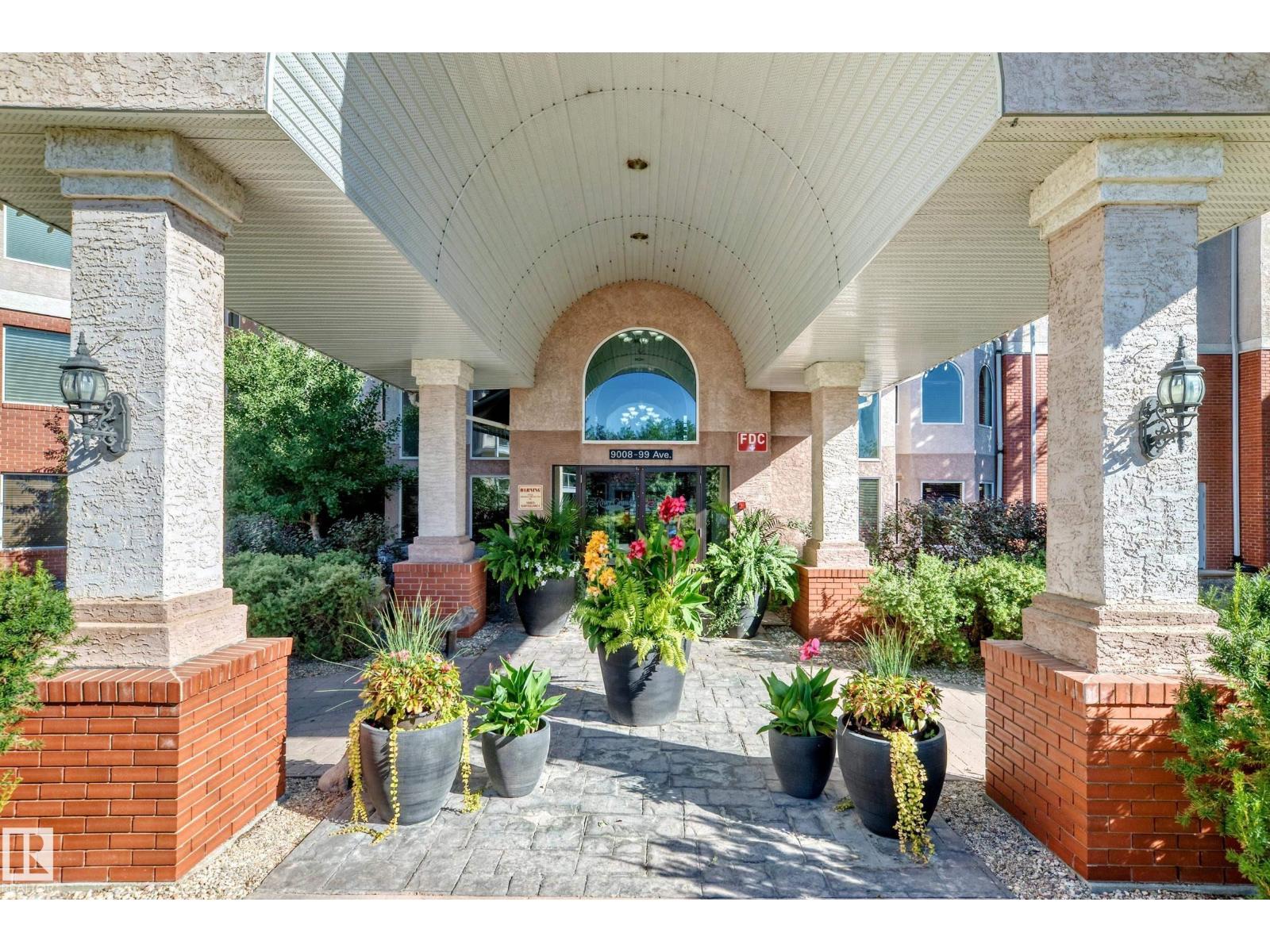 #316 9008 99 AV NW - 2