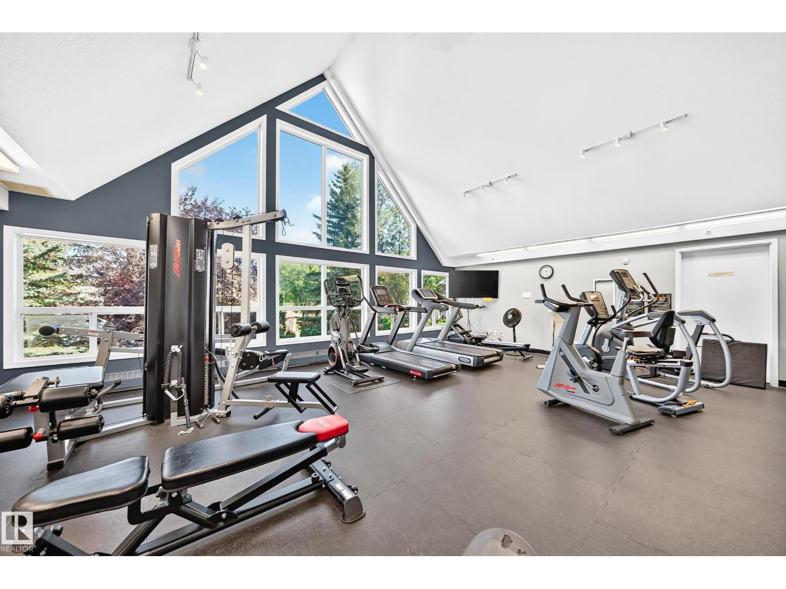 #316 9008 99 AV NW - Image 31