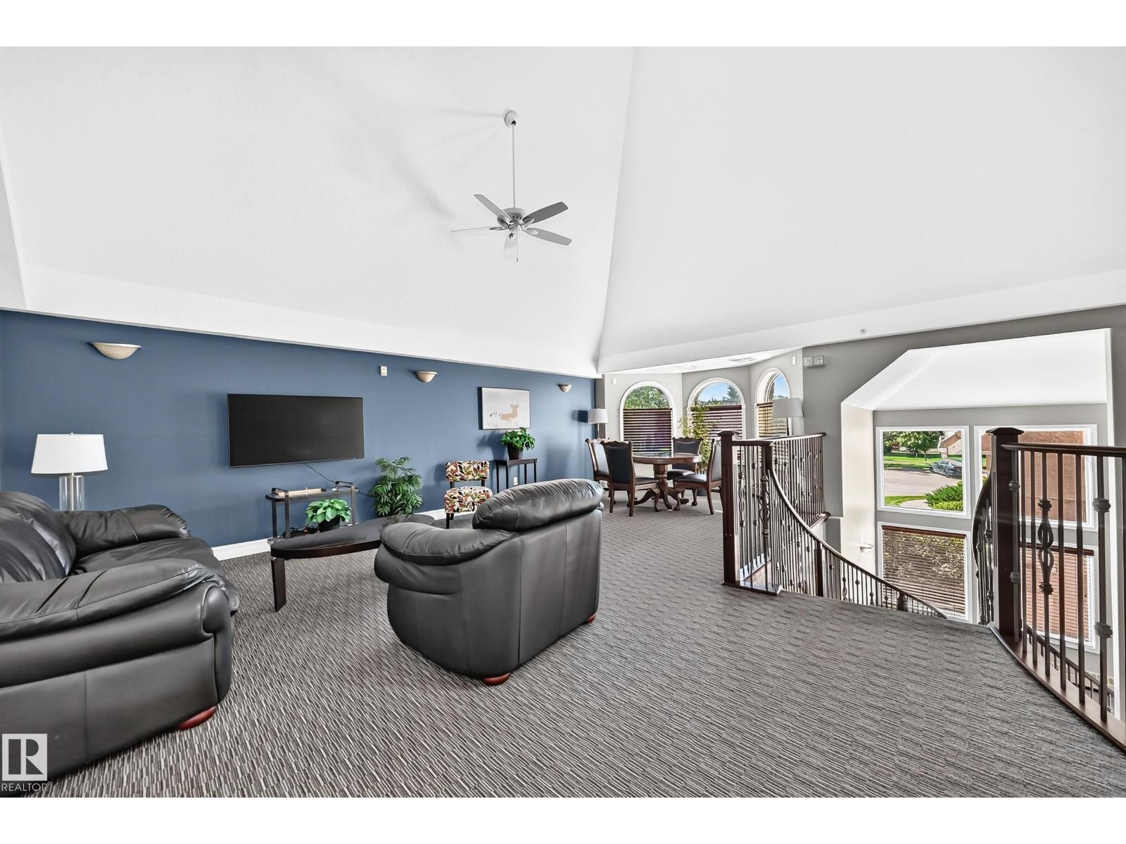 #316 9008 99 AV NW - 34
