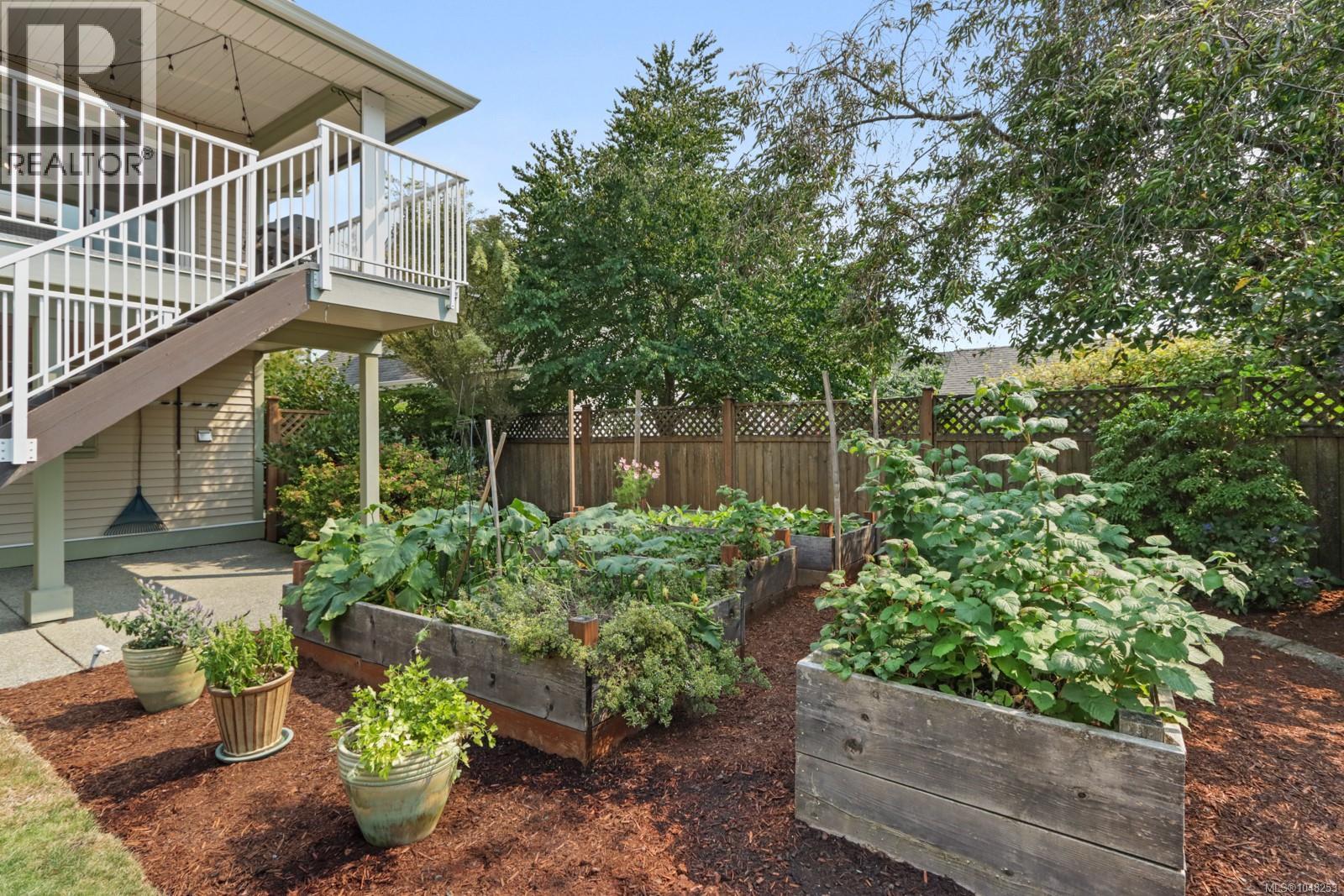 595 Sarum Rise Way - 79