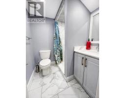 102 Earlsbridge Boulevard, Brampton, ON L7A3W7 Photo 13