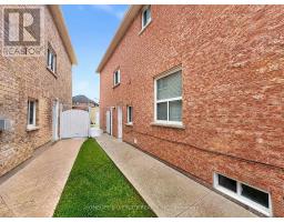 102 Earlsbridge Boulevard, Brampton, ON L7A3W7 Photo 15