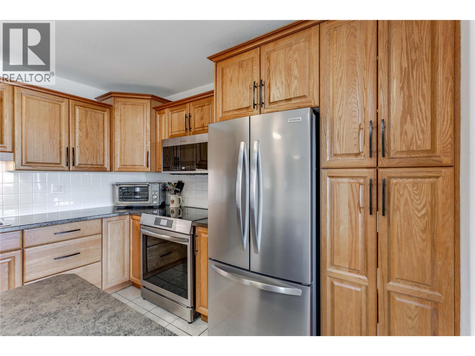 #705 1967 Underhill Street - Image 7
