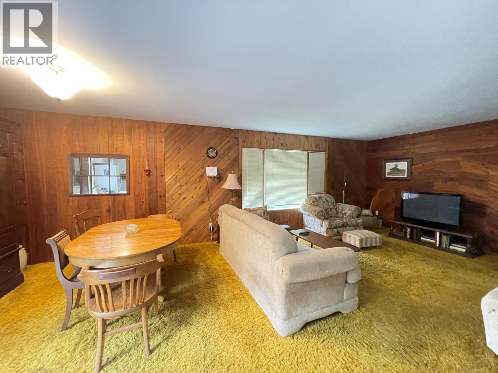 3360 Yellowhead Highway - Image 7