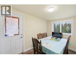 Living room - 2413 Doukhobour Road, Castlegar, BC V1N4P2 Photo 10
