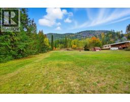 2413 Doukhobour Road, Castlegar, BC V1N4P2 Photo 45
