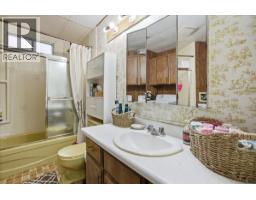 2413 Doukhobour Road, Castlegar, BC V1N4P2 Photo 25