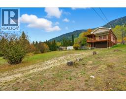 2413 Doukhobour Road, Castlegar, BC V1N4P2 Photo 41