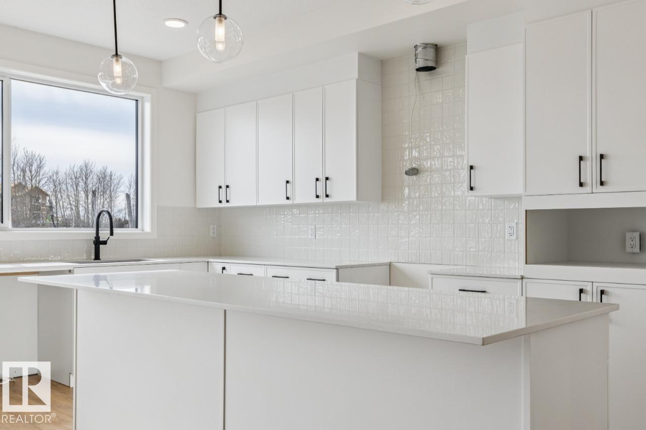 3035 5 AV SW - Image 18