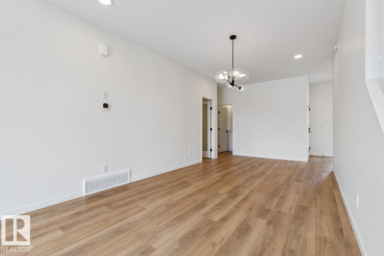 3035 5 AV SW - Image 13