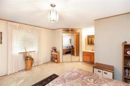 2 Paradise Drive, Ste Anne, MB R5H1H2 Photo 11