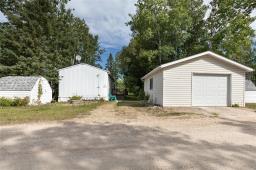 2 Paradise Drive, Ste Anne, MB R5H1H2 Photo 19
