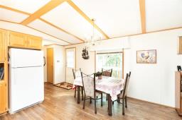 2 Paradise Drive, Ste Anne, MB R5H1H2 Photo 6