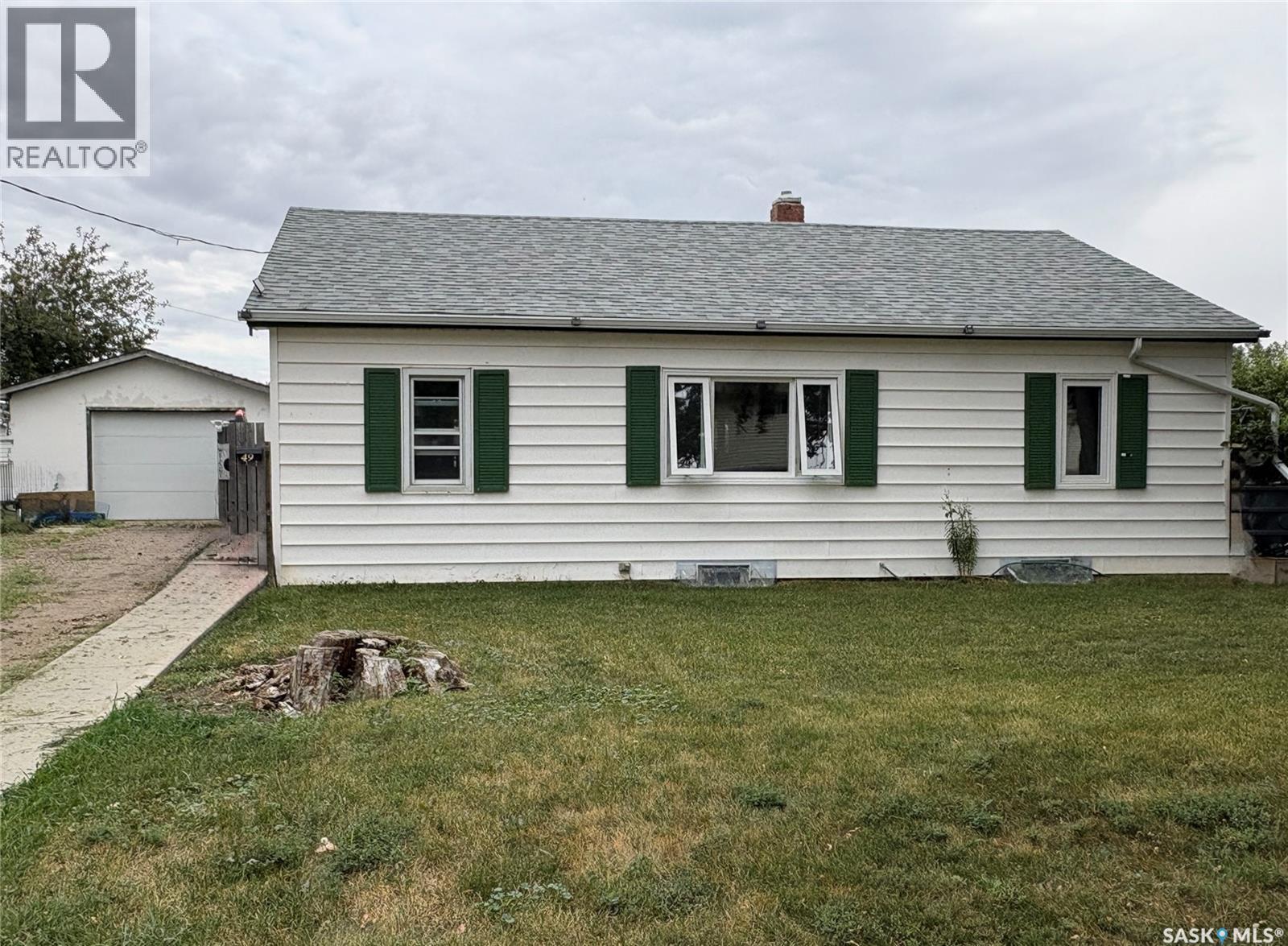 49 14th AVENUE SE - 1