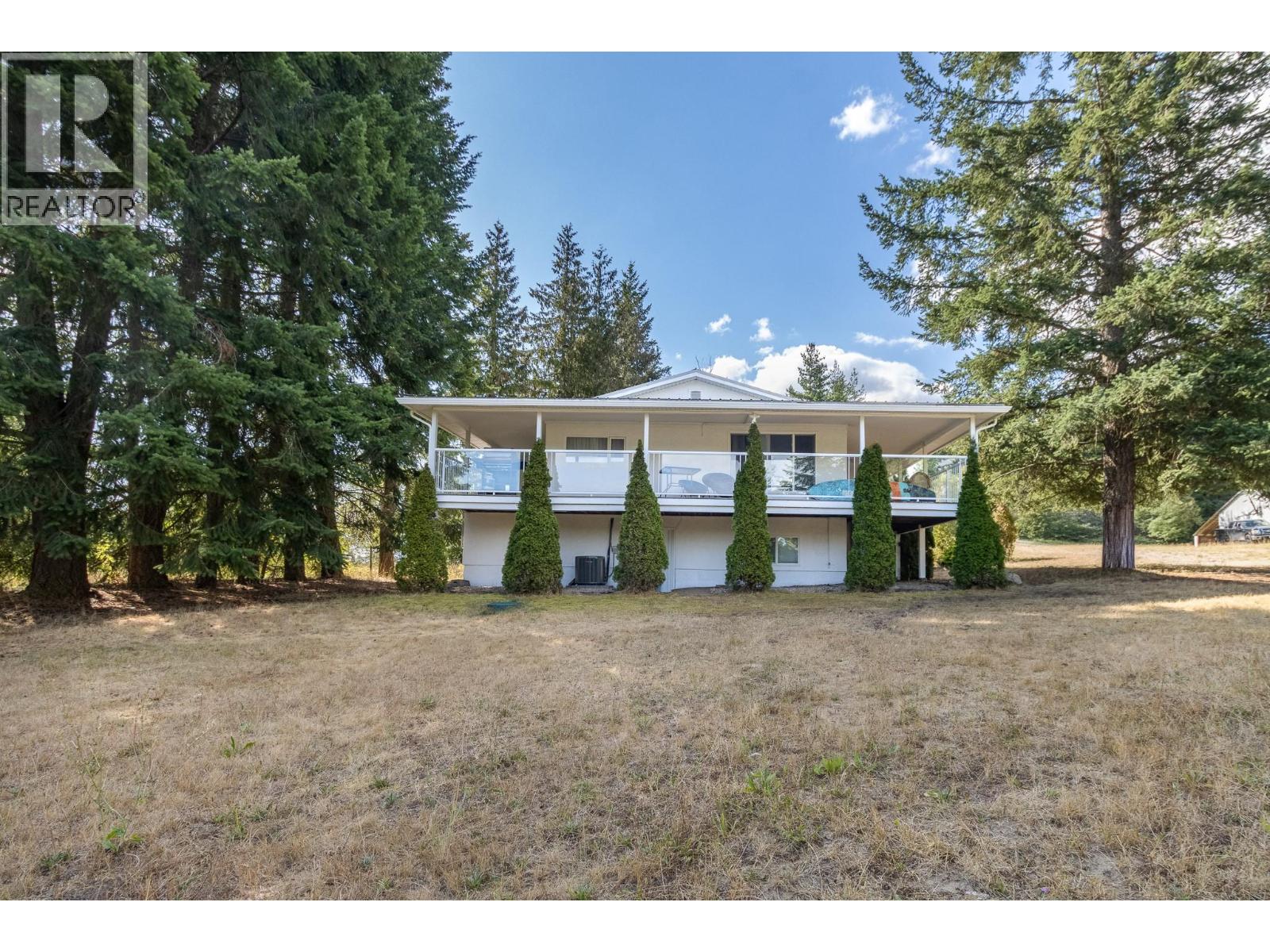 4270 10 Avenue, Salmon Arm
