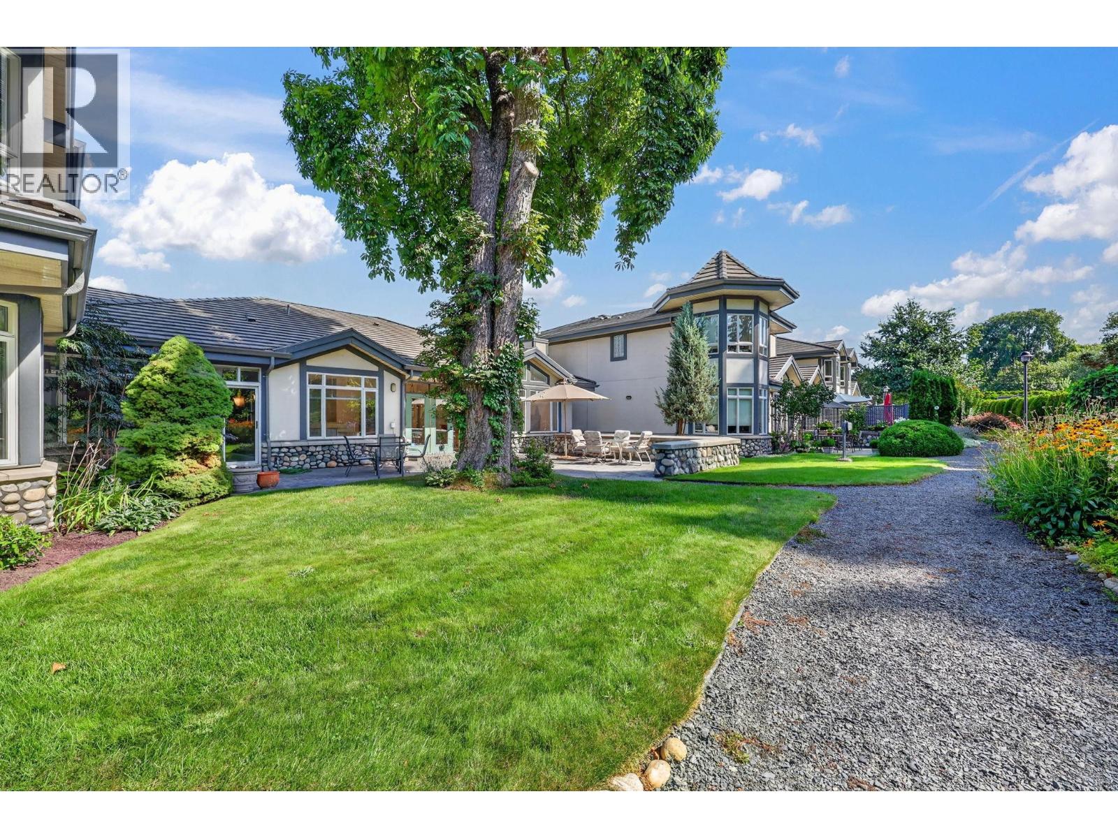#109 1986 Bowes Street - 36