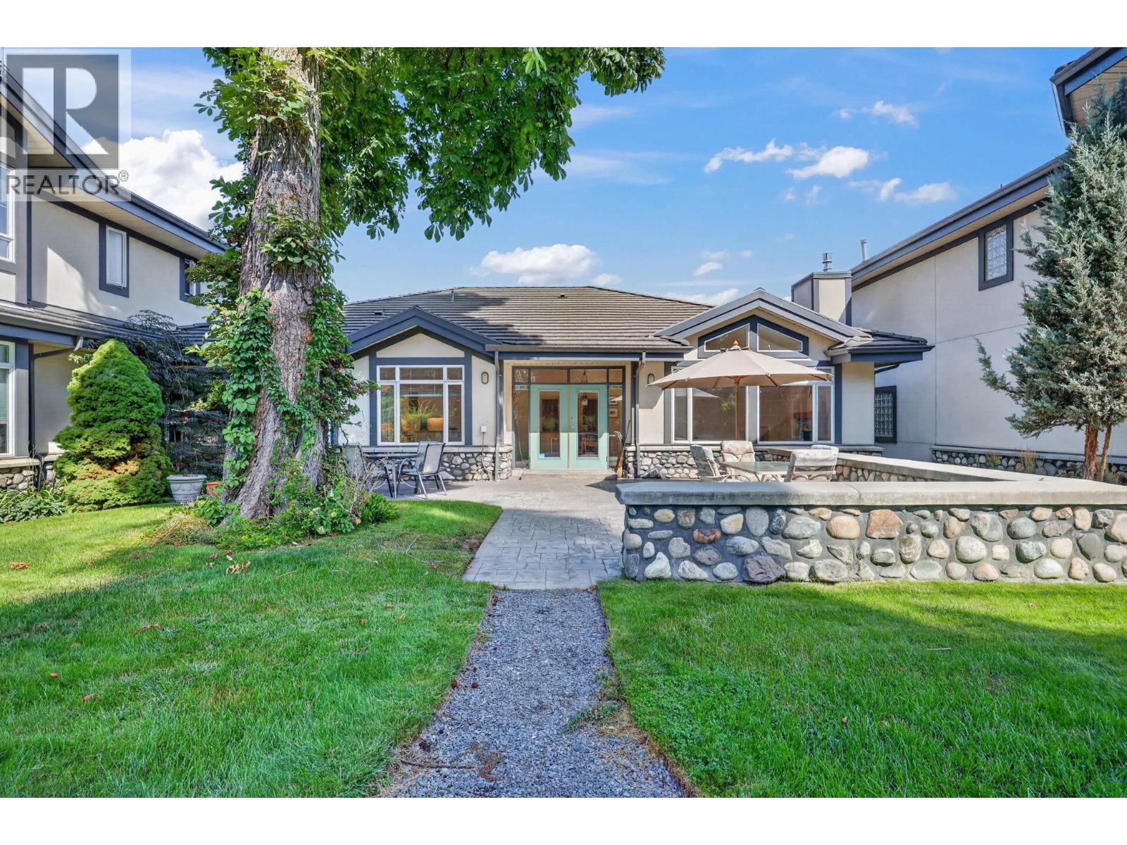 109 1986 Bowes Street, Kelowna