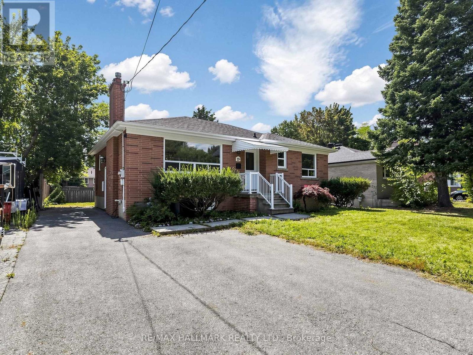 79 CARTIER CRESCENT - 36