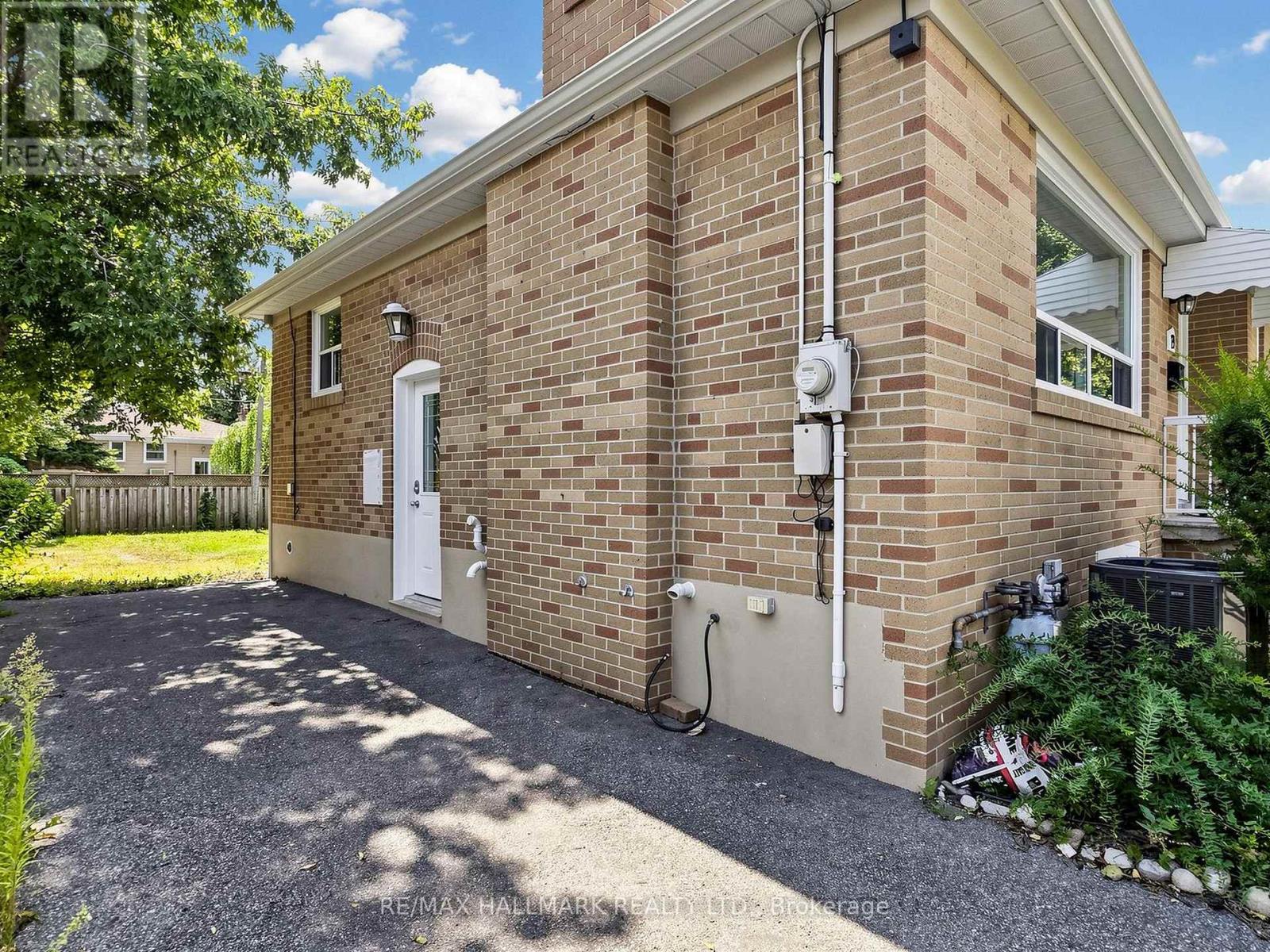 79 CARTIER CRESCENT - 19