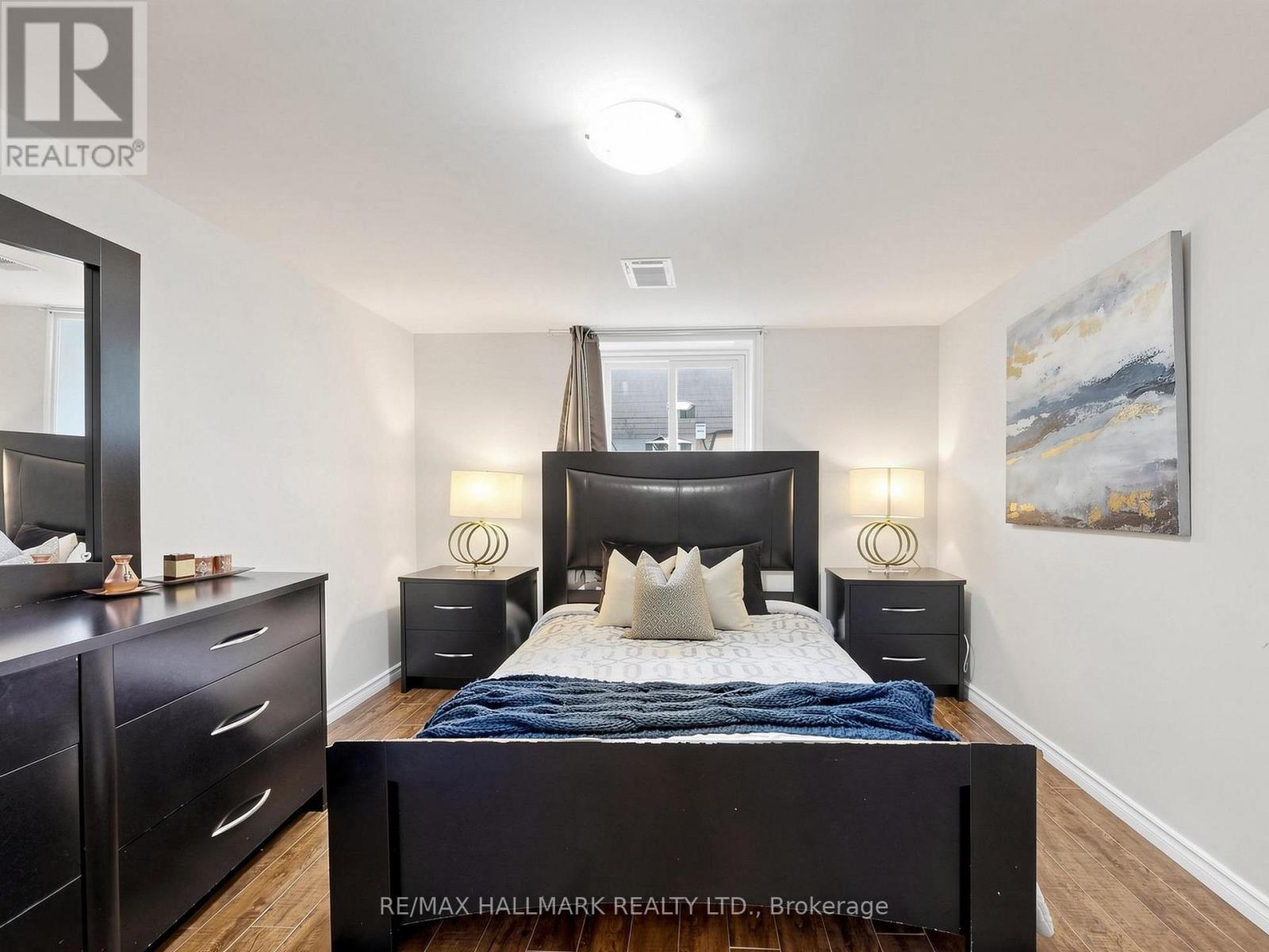 79 CARTIER CRESCENT - 24