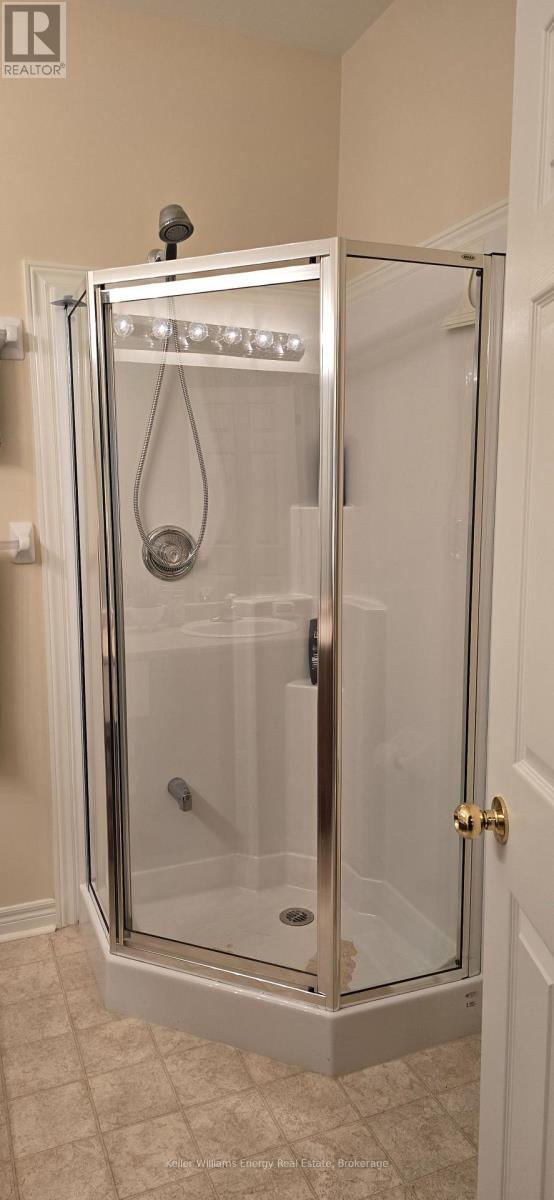 8 HINKLEY TRAIL - Image 34