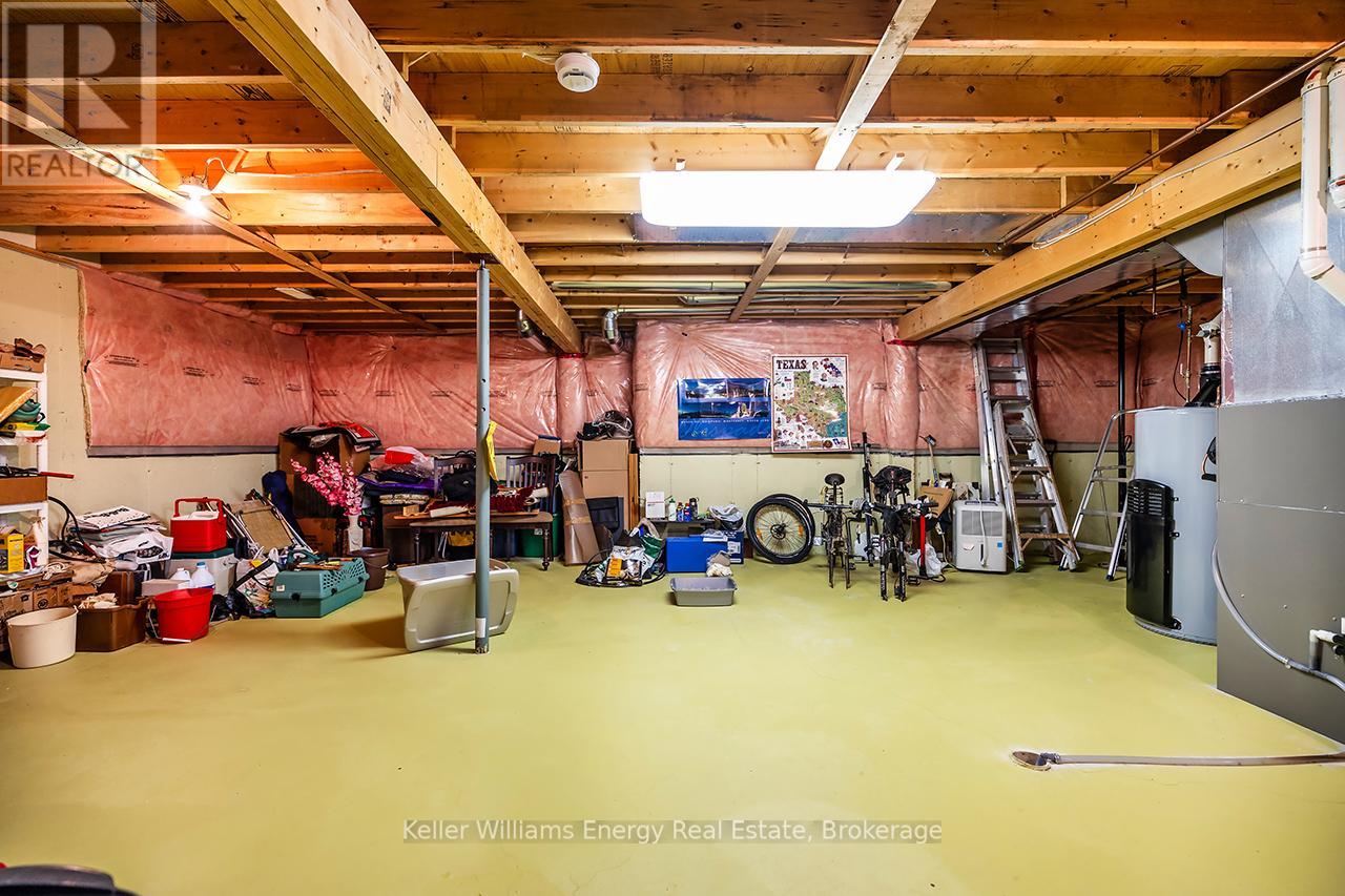 8 HINKLEY TRAIL - Image 38