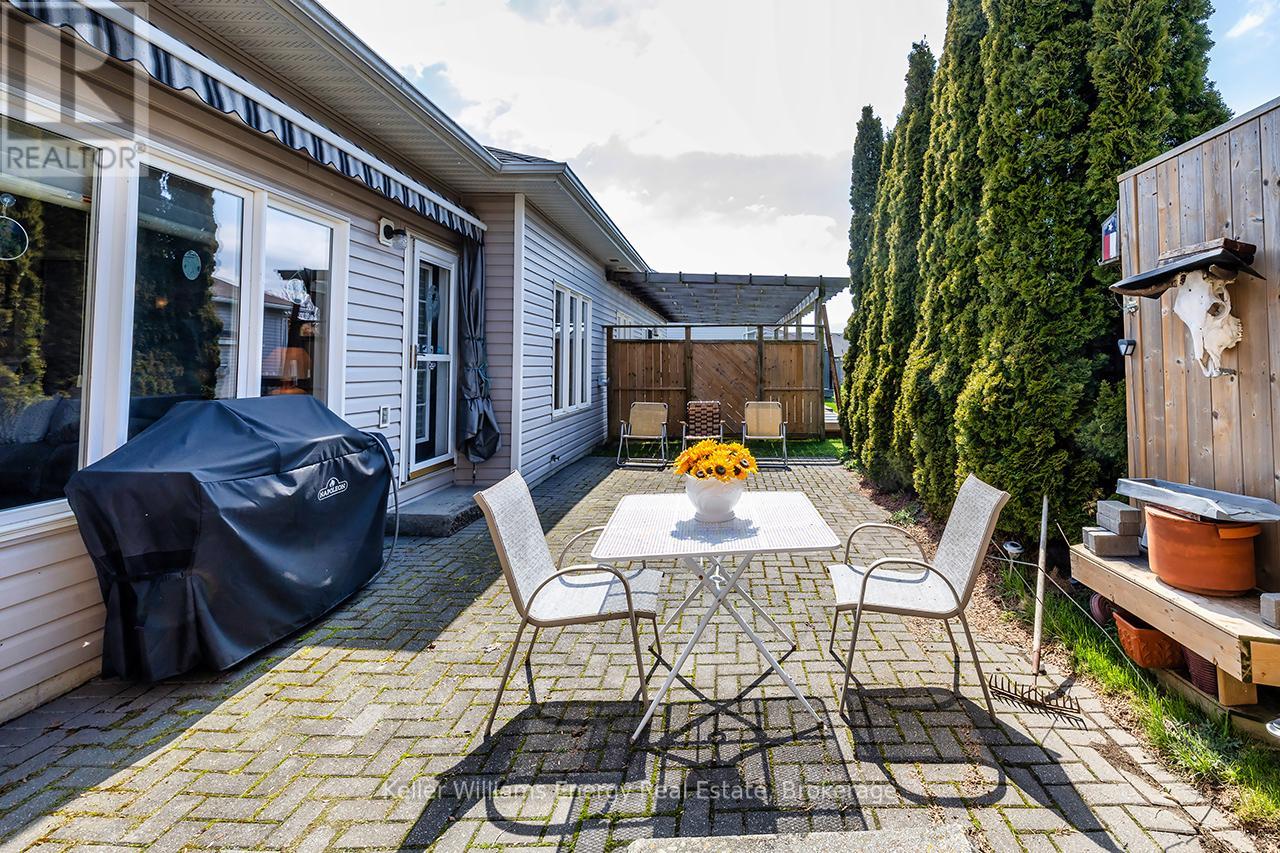8 HINKLEY TRAIL - Image 46