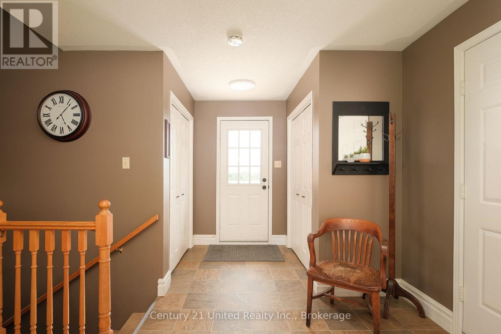1118 5TH LINE - Image 21