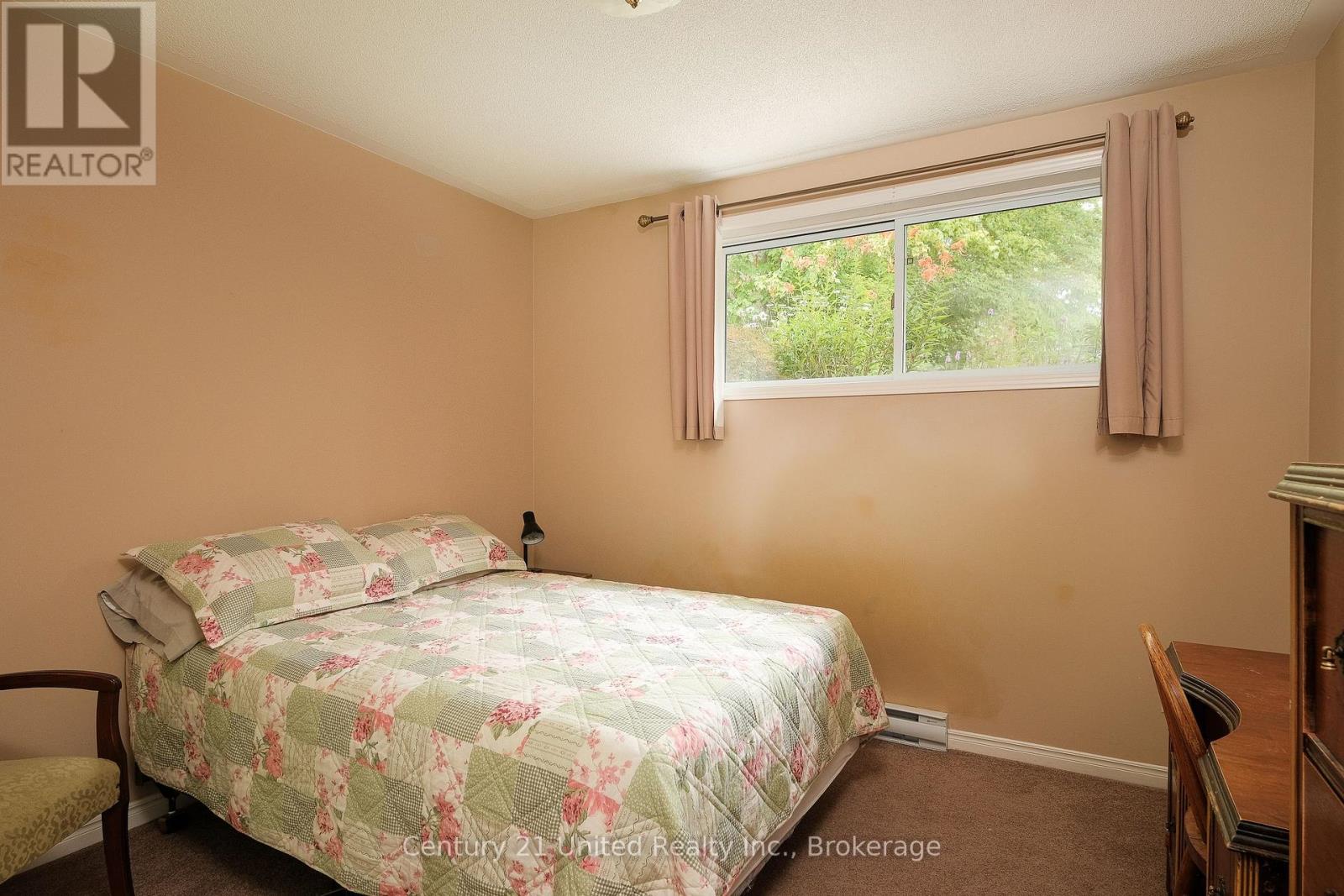 1118 5TH LINE - Image 25