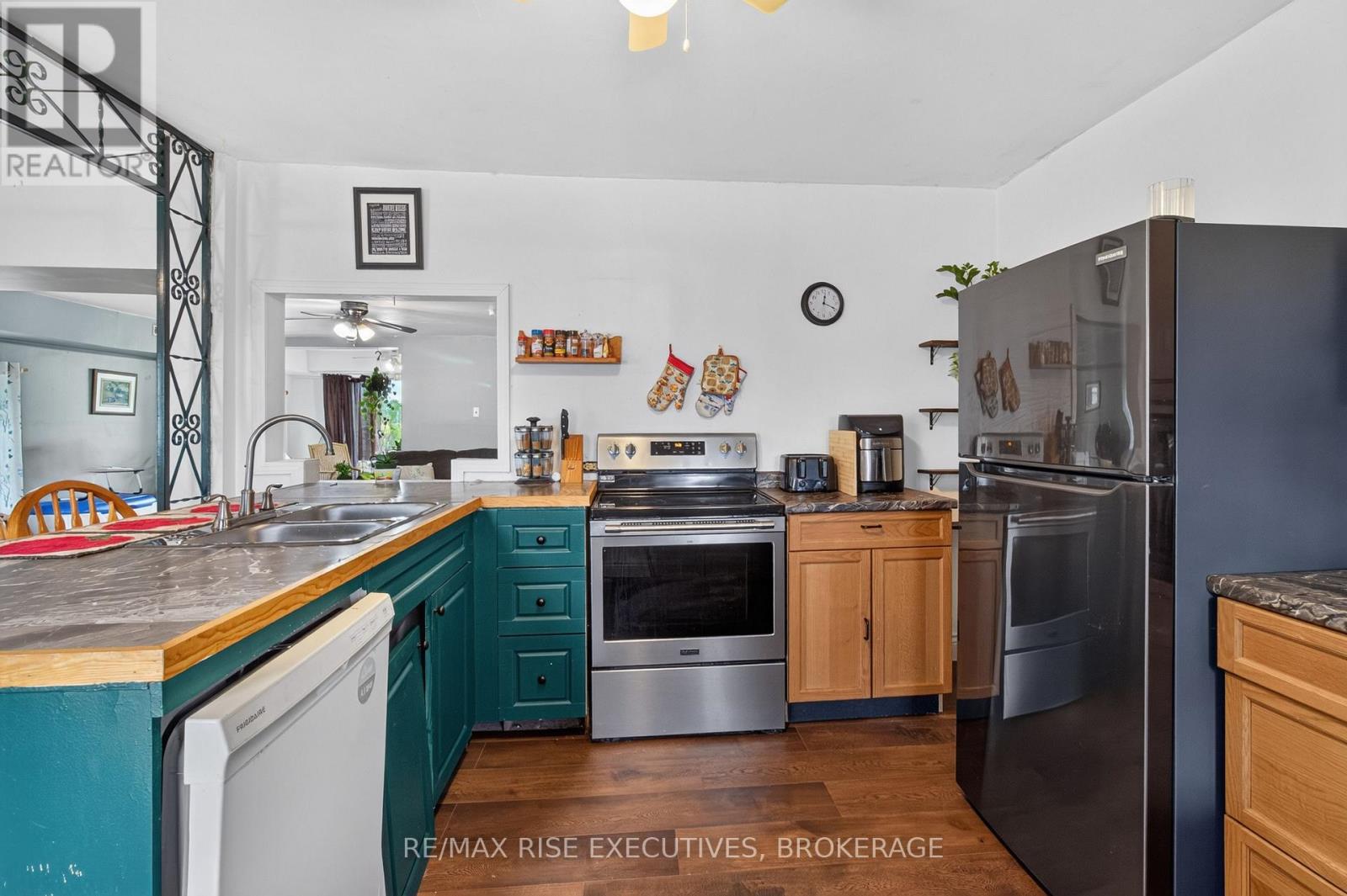 463 STATION ROAD - Image 15